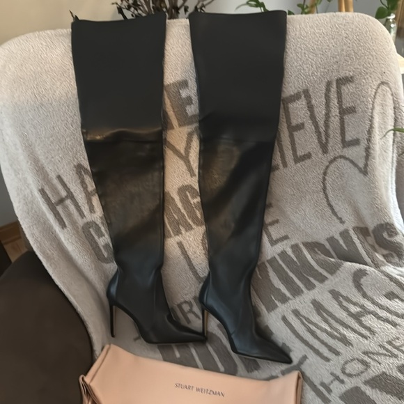 Stuart Weitzman Ultrastuart Thigh-High Pointed-Toe Boots - Picture 9 of 14